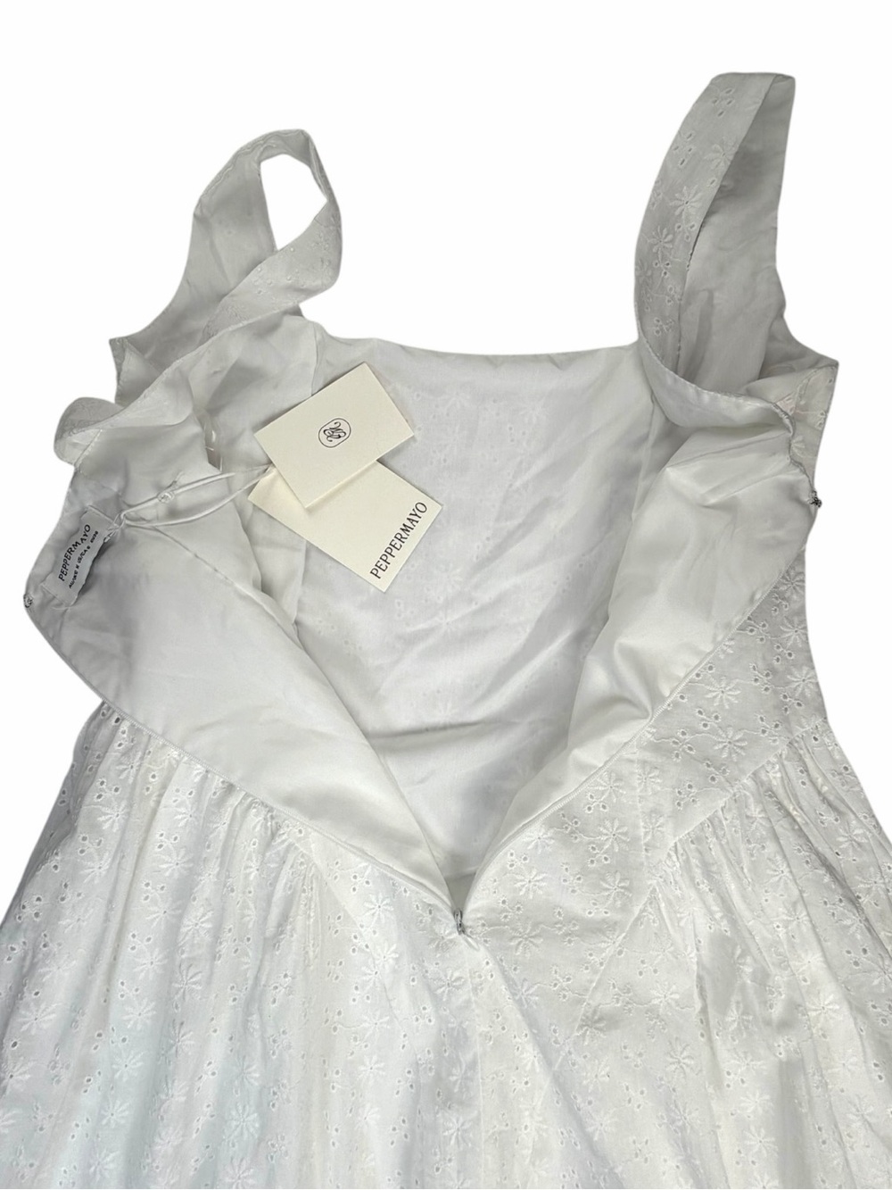 NWT Peppermayo Exclusive Women’s Floral Eyelet Alyssa Mini White Dress Size 6 - Picture 9 of 10